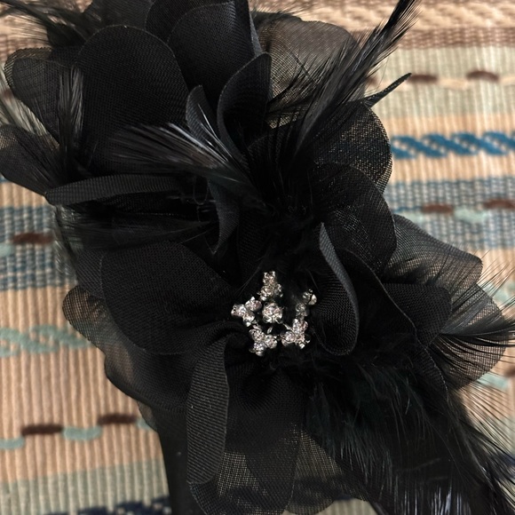 NINA 🖤 Satin Mabell Platform Heels - Picture 10 of 16